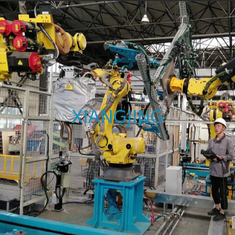 ربات صنعتی مورد استفاده M-2000iA برای انتخاب و مکان