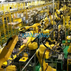 ربات صنعتی مورد استفاده M-2000iA برای انتخاب و مکان