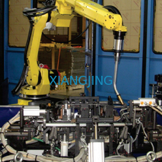 ربات صنعتی مورد استفاده M-2000iA برای انتخاب و مکان