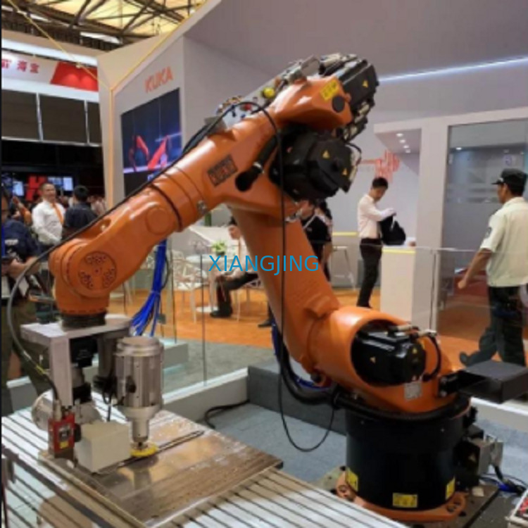 KR 10 R1420 ربات Kuka استفاده شده 10 کیلوگرمی بازوی رباتیک صنعتی برای پالت