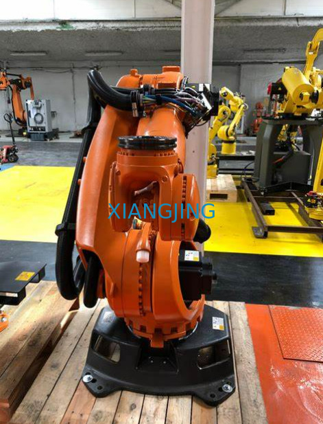 ربات صنعتی 6 Axis KR 210 R2700 EXTRA برای انتخاب و مکان استفاده شده